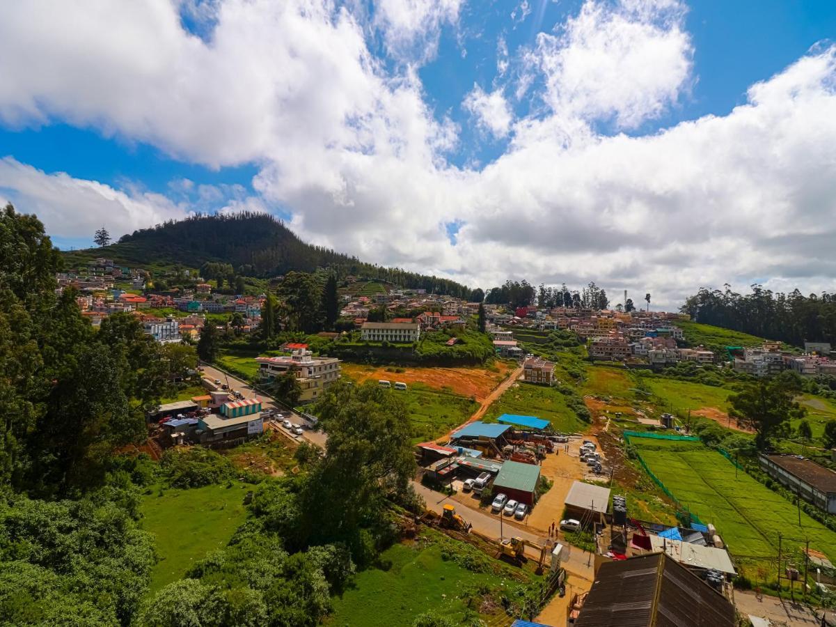 The Byke Sunshine Grand Hotel Ooty Bagian luar foto