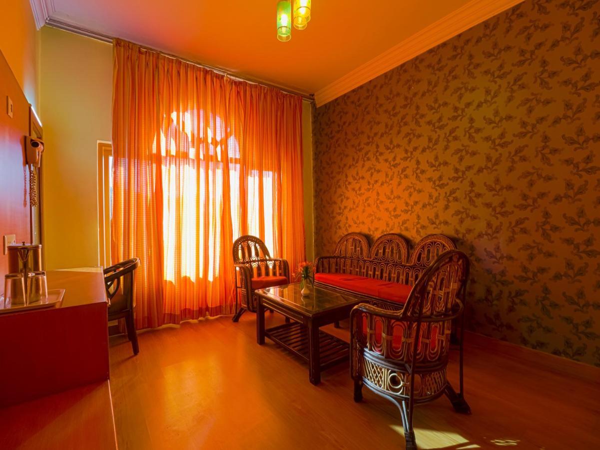 The Byke Sunshine Grand Hotel Ooty Bagian luar foto